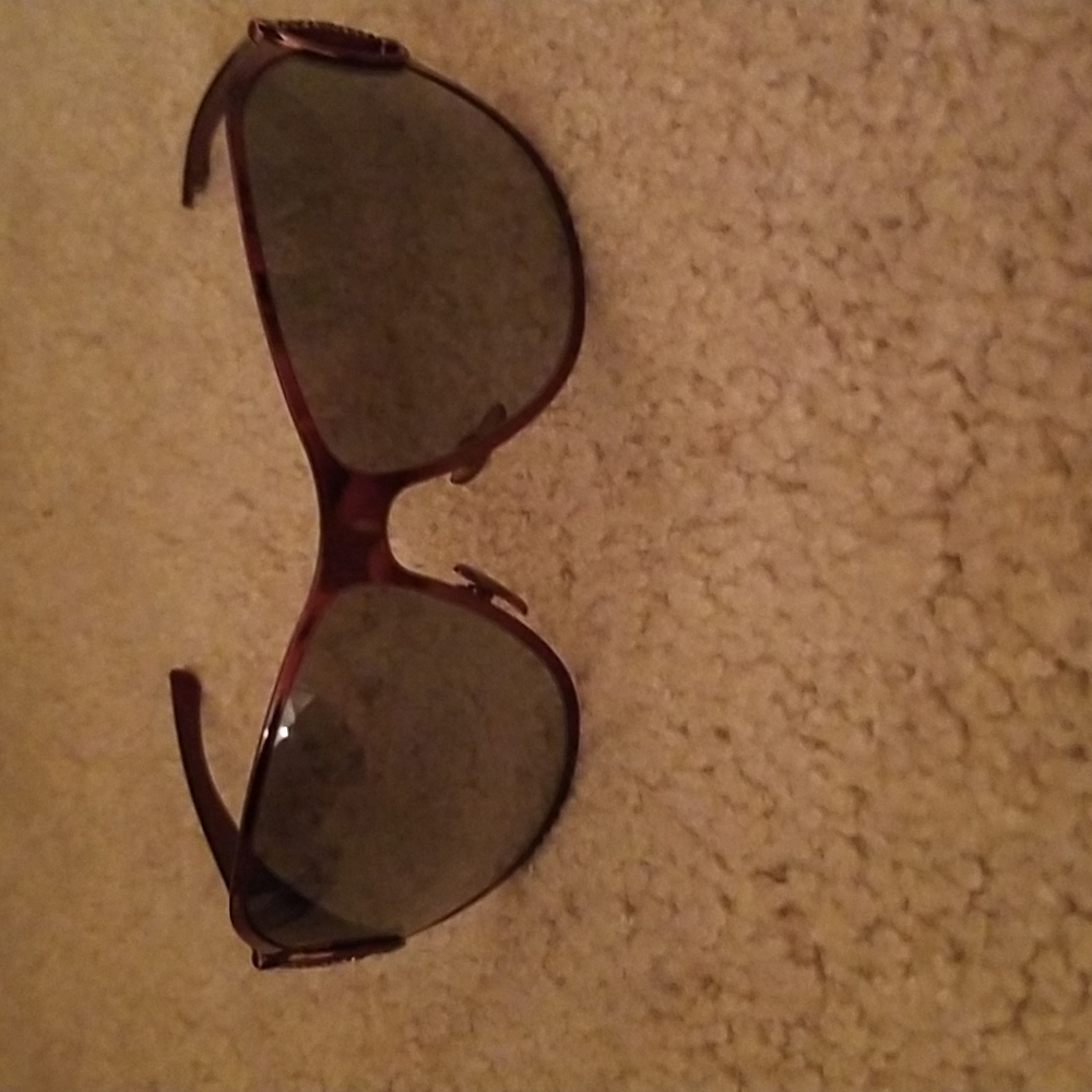 Gucci Purple sunglasses